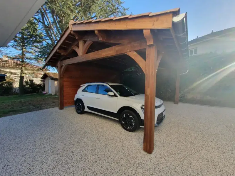 Carport : abris en bois pour voiture à une ou deux pentes à Lyon et en région Rhône-Alpes