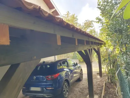 Notre zone d'activité pour ce service Carport bois en kit à monter soi-même avec plans de pose inclus visserie fournie et structure simple à assembler sans outillage complexe